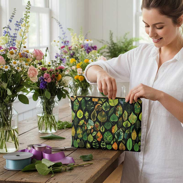 Nature-Inspired Leaf Accessory Pouch, Eco-Friendly Makeup Bag, Travel Organizer, Botanical Gift